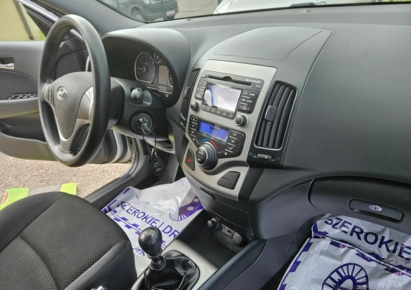 Hyundai I30 cena 18900 przebieg: 52455, rok produkcji 2009 z Sokołów Małopolski małe 191